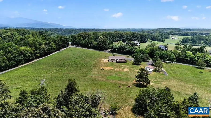 462 Burchs Creek Rd, Crozet, VA 22932 - #3