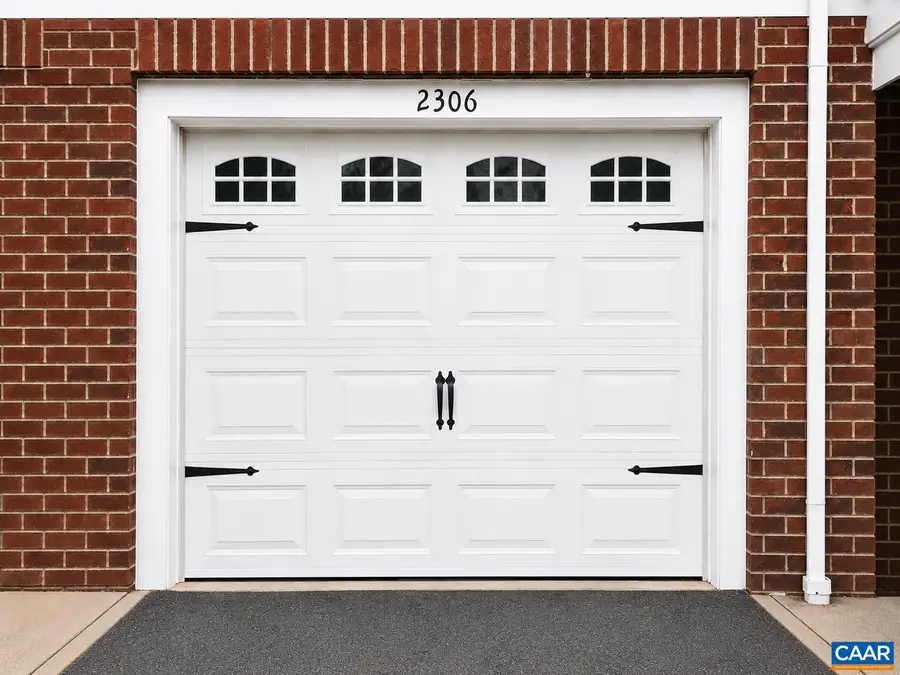 2306 Whittington Dr, Charlottesville, VA 22911 - #2