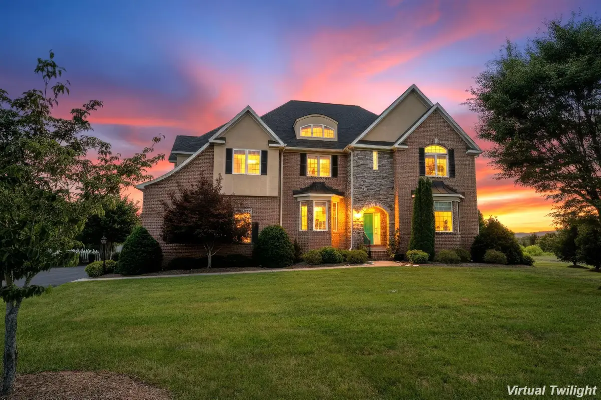 2420 Village Dr, Waynesboro, VA 22980 - #1