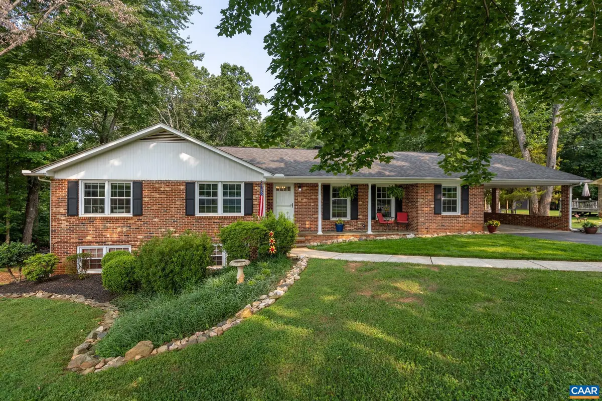 386 Fairlane Dr, Stanardsville, VA 22973 - #1