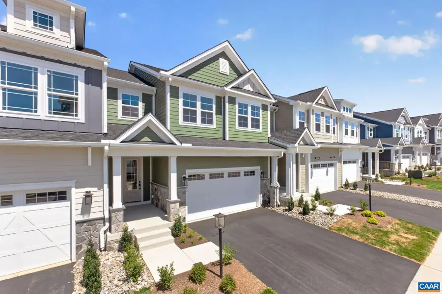 1392 Marcella St, Charlottesville, VA 22911 - #3