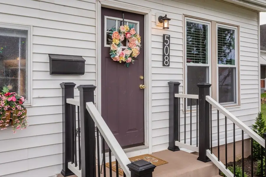 508 Seventh St, Shenandoah, VA 22849 - #2