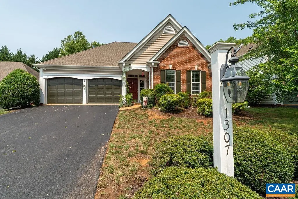 1307 Courtyard Dr, Charlottesville, VA 22903 - #1