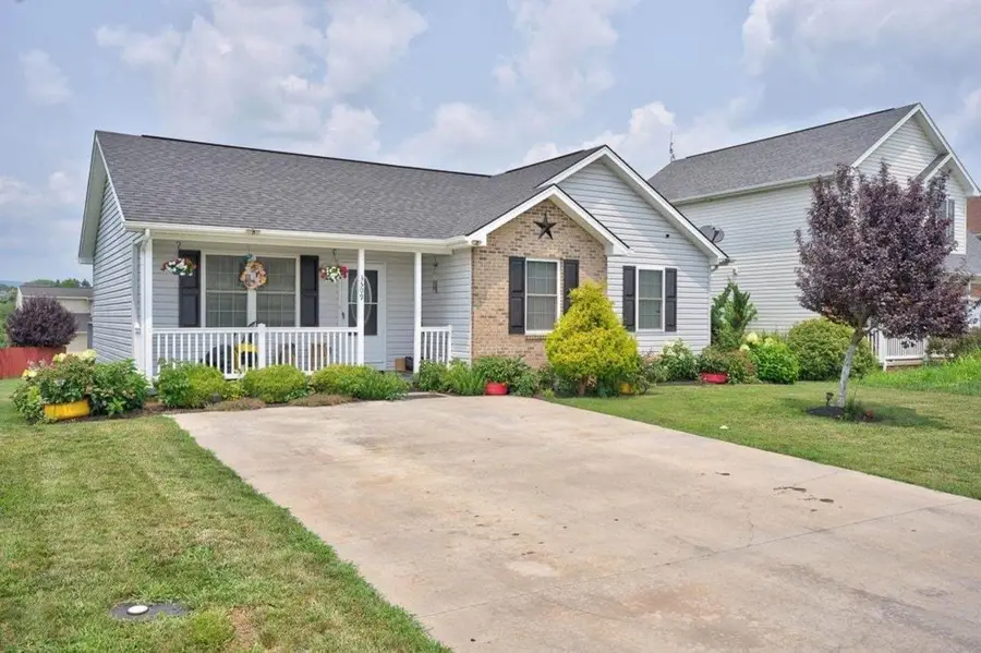 3509 Majestic Cir, Broadway, VA 22815 - #2