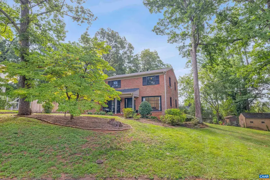 102 Angus Ct, Charlottesville, VA 22901 - #2