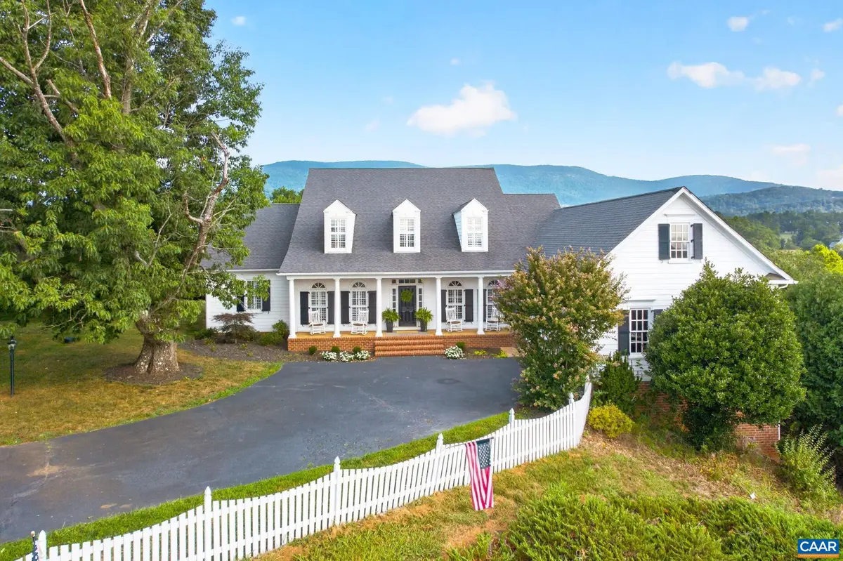 6412 Woodbourne Ln, Crozet, VA 22932 - #1