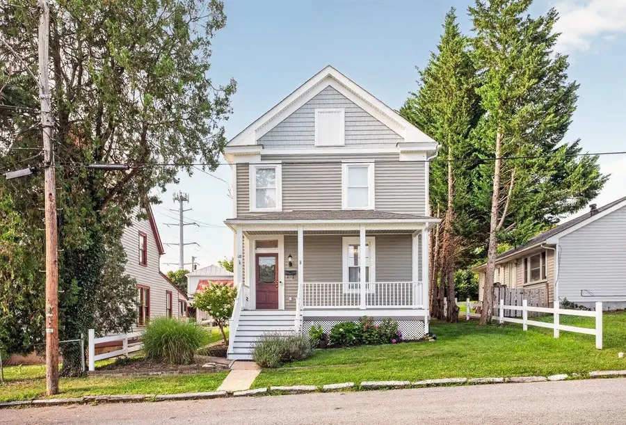 18 Peabody St E, Staunton, VA 24401 - #2