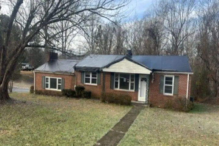353 Clarks Hill Ln, Schuyler, VA 22969 - #1