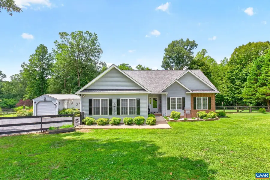 378 Keswick Glen Dr, Keswick, VA 22947 - #2