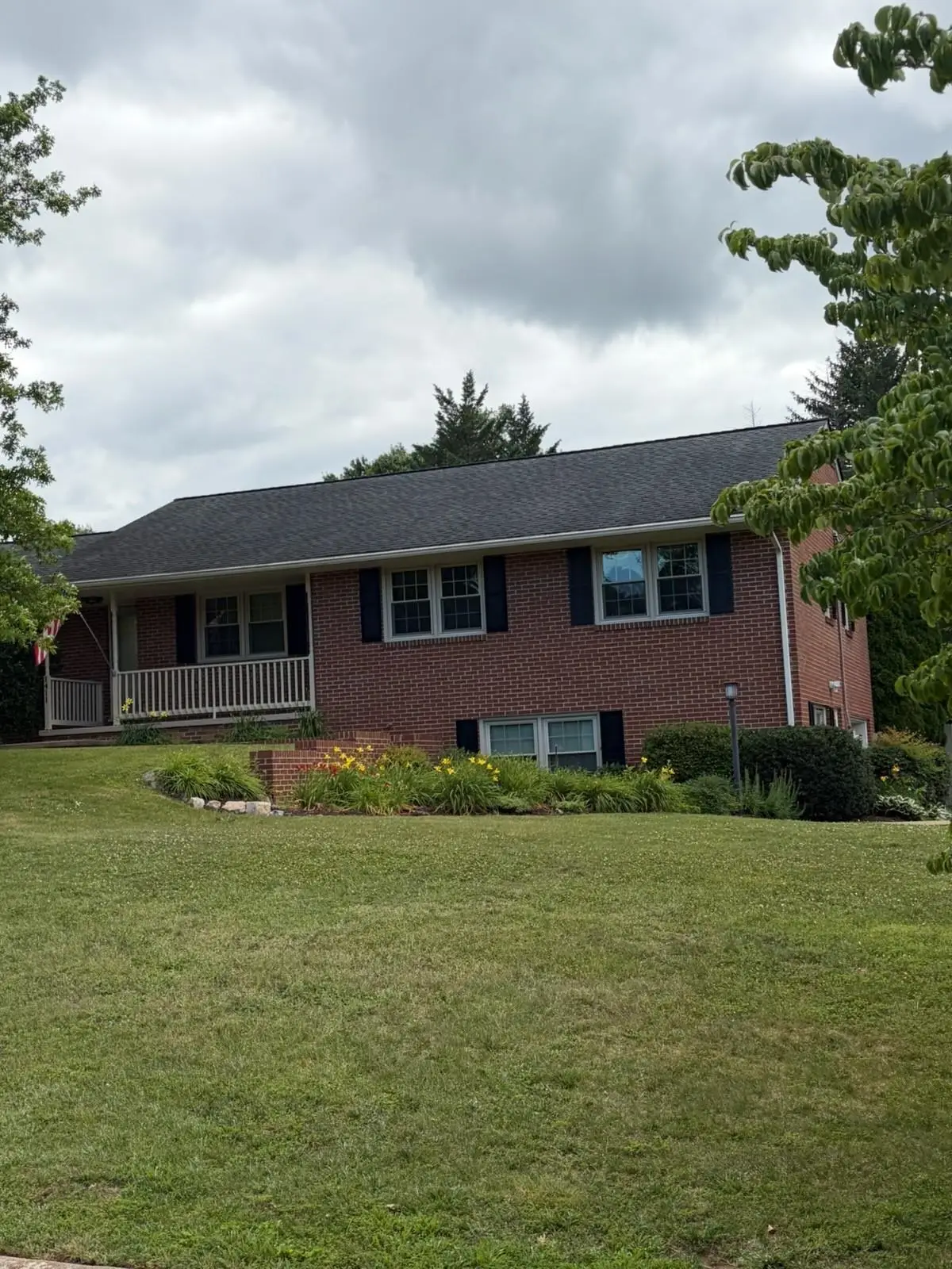 1411 Sunset Ln, Waynesboro, VA 22980 - #1