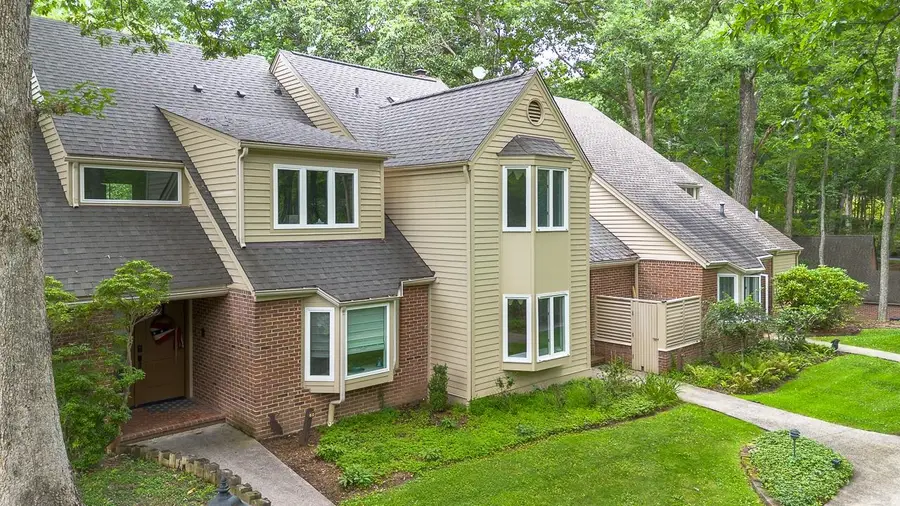 62 Deepwood Ln, Hot Springs, VA 24445 - #3