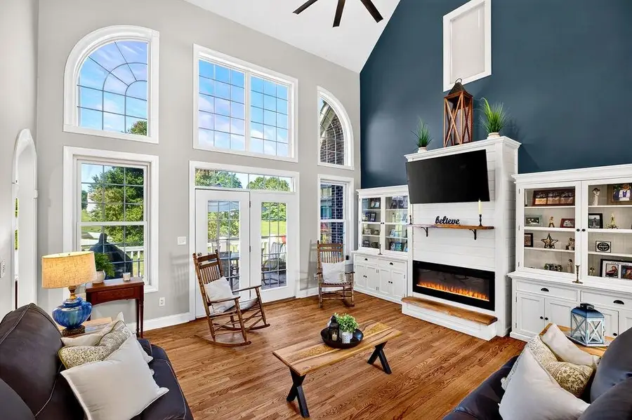 61 Meadow Glen Dr, Staunton, VA 24401 - #2