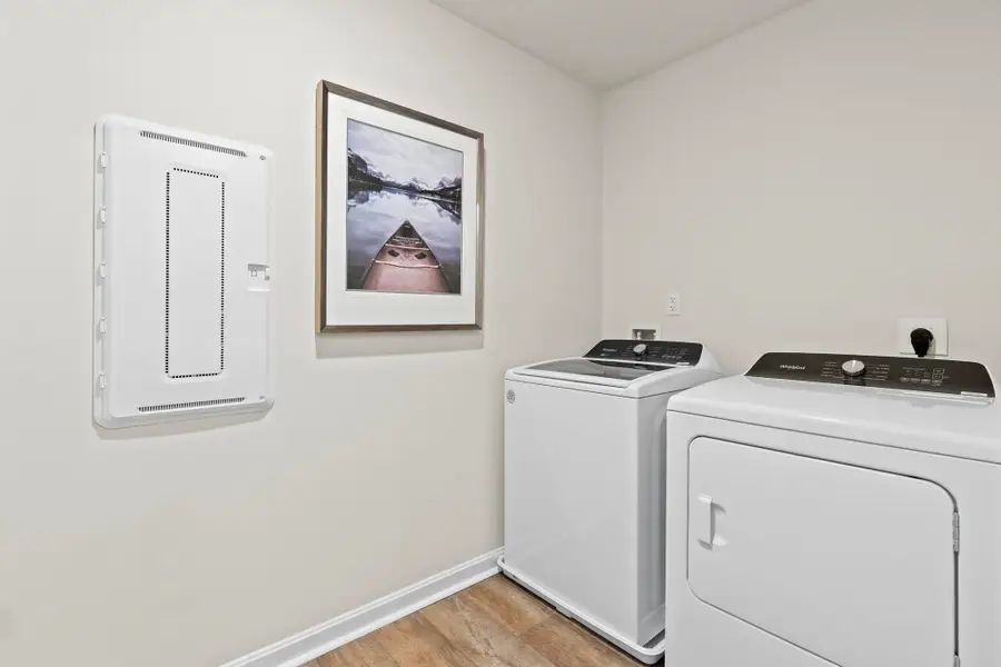 103 Southview Dr, Staunton, VA 24401 - #2
