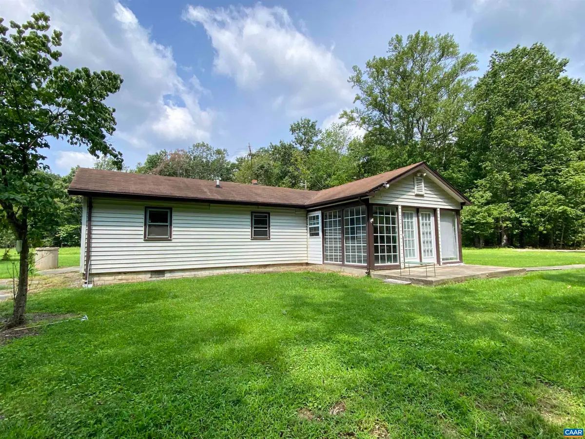 208 Mocking Bird Ln, Troy, VA 22974 - #1