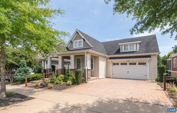 1158 Farrow Dr, Charlottesville, VA 22901