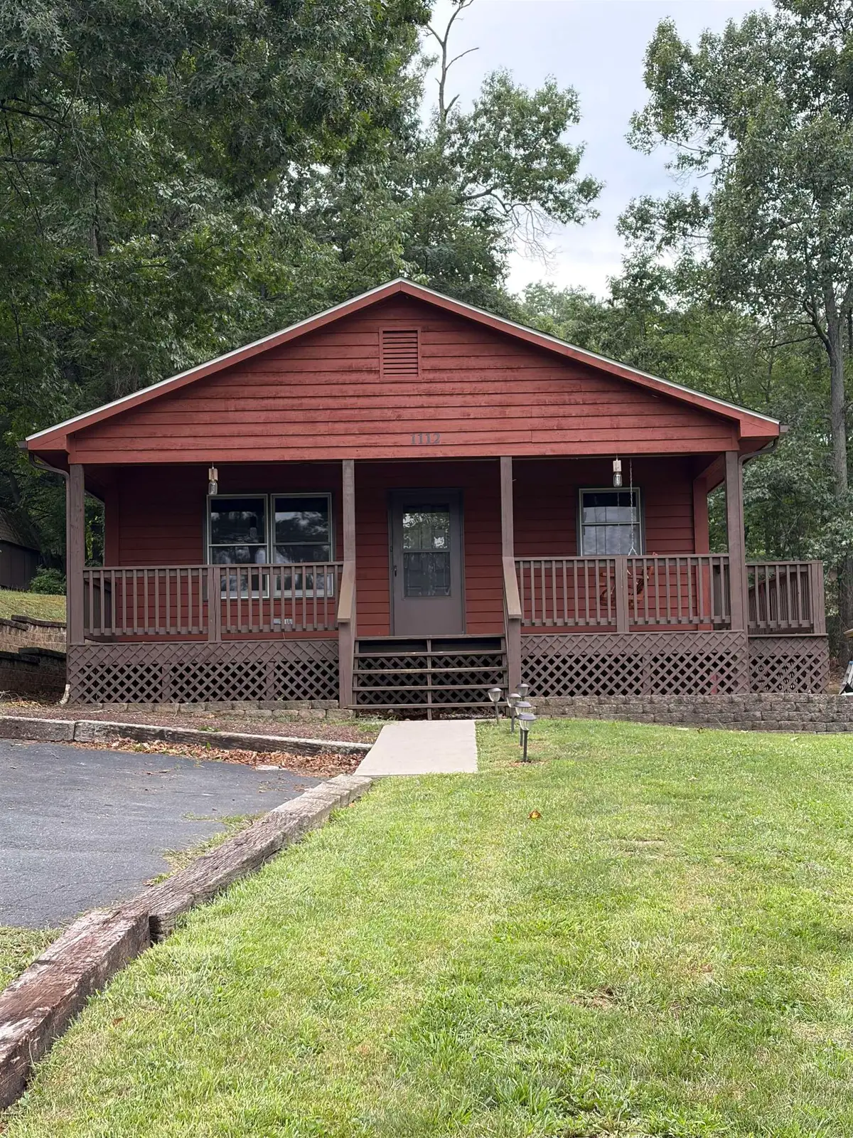1112 Reservoir St, Waynesboro, VA 22980 - #1