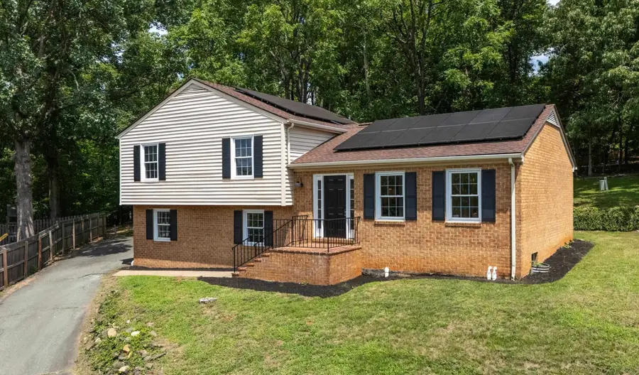 1703 Vermira Pl, Charlottesville, VA 22901 - #2