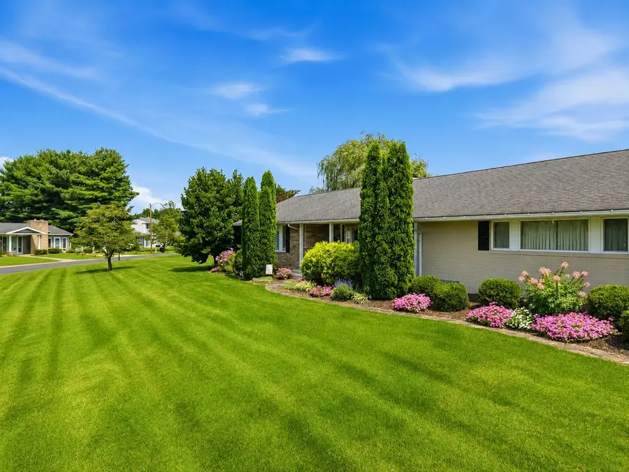 203 Palmyra Rd, Edinburg, VA 22824 - #2