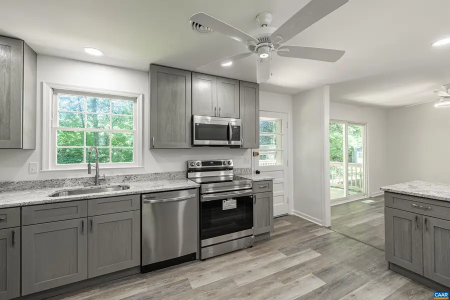 1506 Trailridge Rd, Charlottesville, VA 22903 - #2