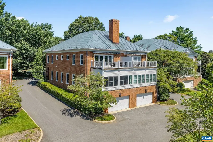 512 Worthington Dr, Charlottesville, VA 22903 - #2
