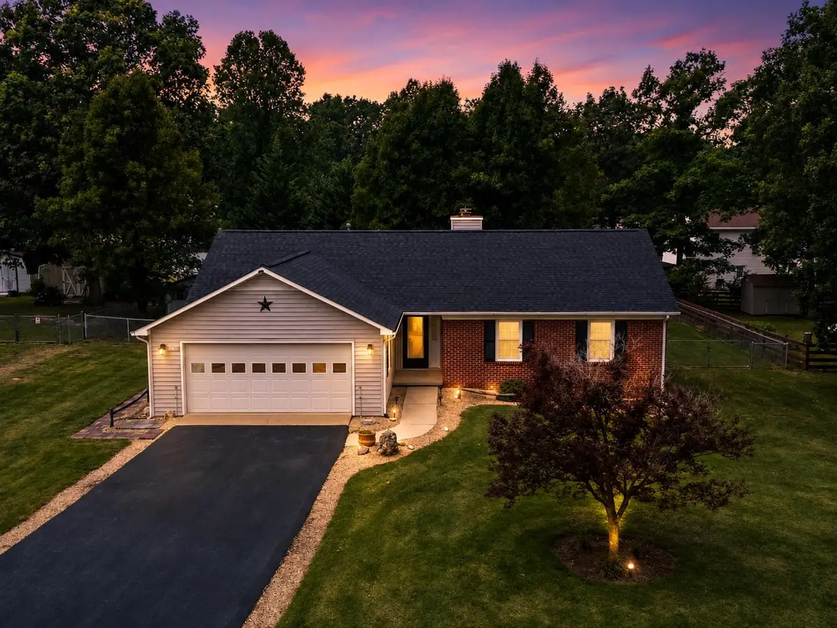 319 Forest Springs Dr, Stuarts Draft, VA 24477 - #1