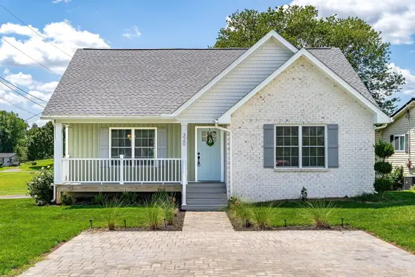 320 Eighth Ave, Luray, VA 22835