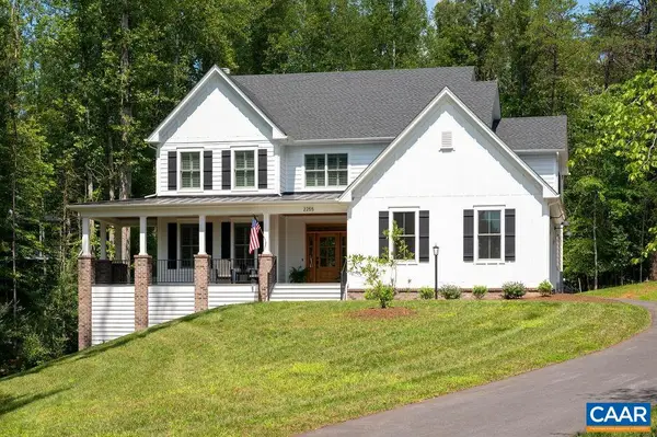 2255 Camargo Dr, Charlottesville, VA 22901