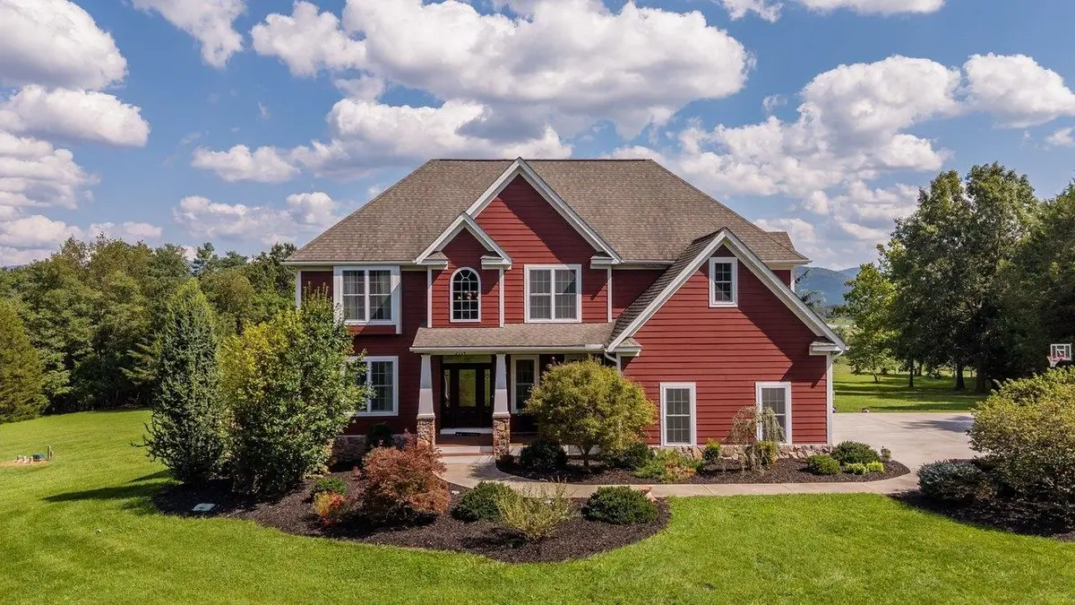 2114 Mockingbird Ln, Elkton, VA 22827 - #1