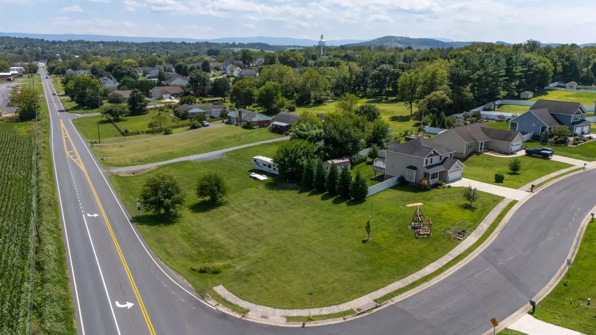 325 Rustic Ave, Broadway, VA 22815 - #1