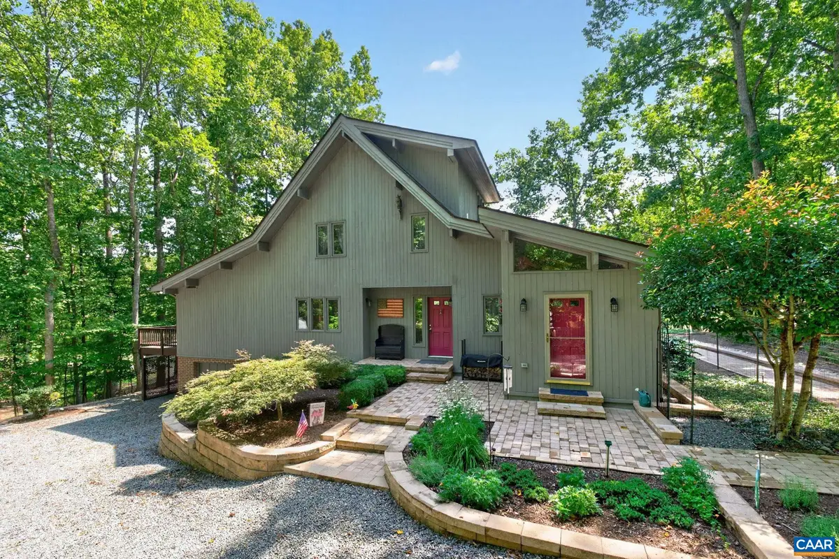 9 Oak Terrace Dr, Palmyra, VA 22963 - #1