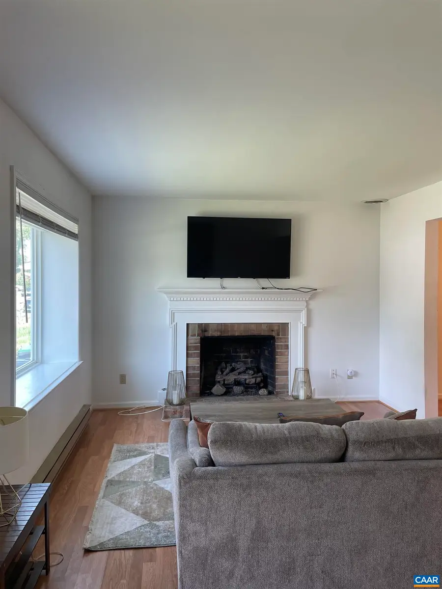 728 Orangedale Ave, Charlottesville, VA 22903 - #3