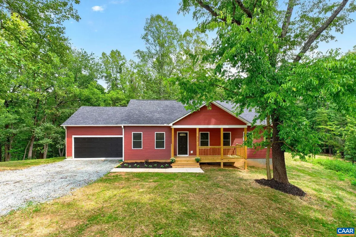 623 Poplar Spring Rd, Scottsville, VA 24590 - #1