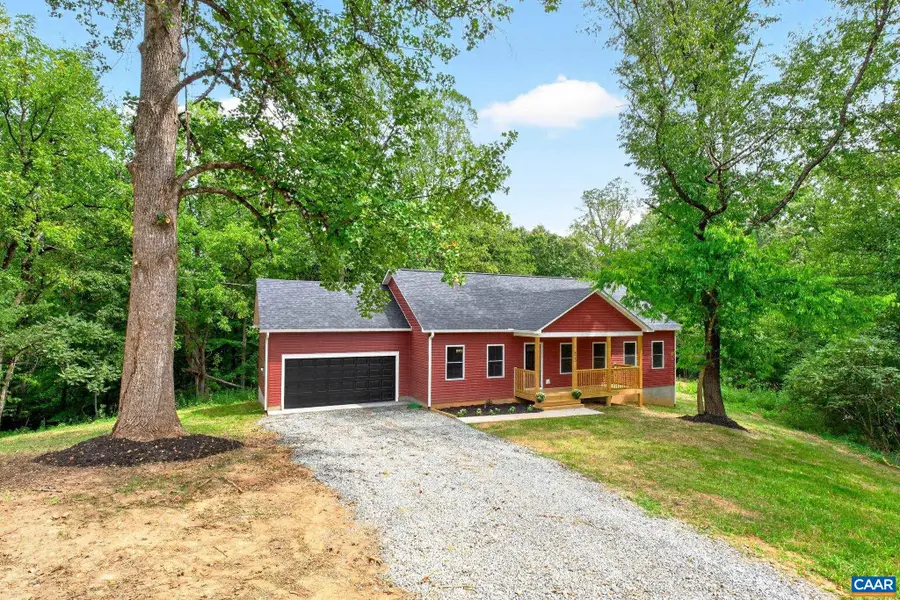 623 Poplar Spring Rd, Scottsville, VA 24590 - #2