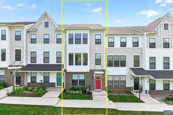 2842 Sweetbay St, Charlottesville, VA 22902