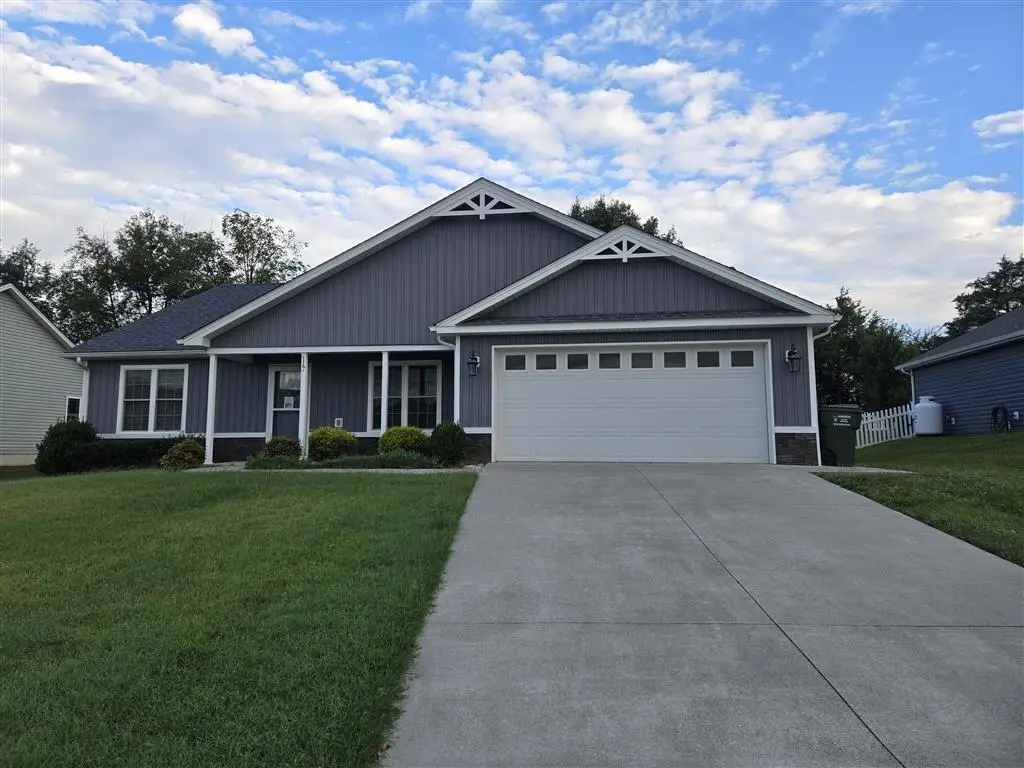 117 Lindburgh Dr, Waynesboro, VA 22980 - #1