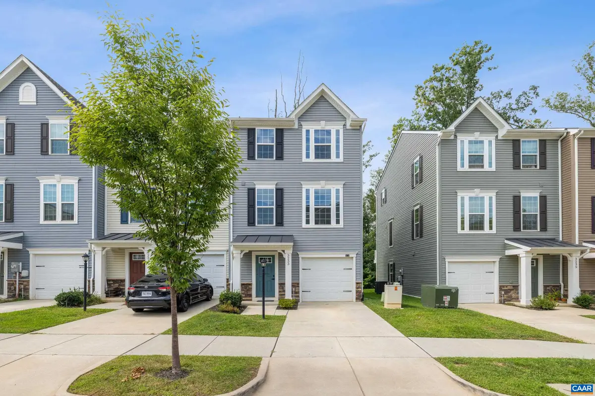 3233 Acadia Dr, Charlottesville, VA 22911 - #1
