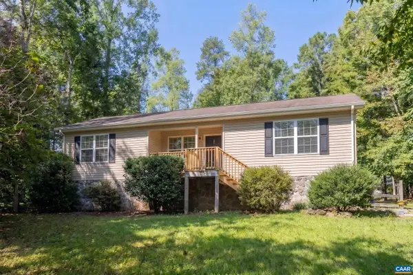 10 Iroquois Way, Palmyra, VA 22963