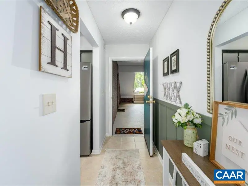 136 Green Turtle Ln, Charlottesville, VA 22901 - #2