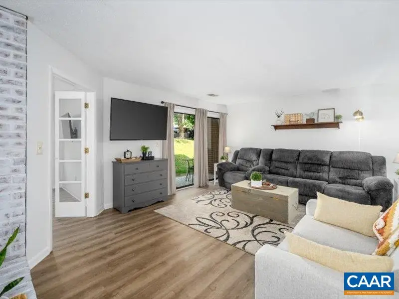 136 Green Turtle Ln, Charlottesville, VA 22901 - #3