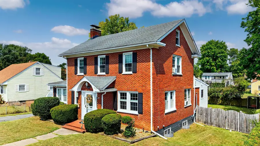 1519 Park Rd, Waynesboro, VA 22980 - #2