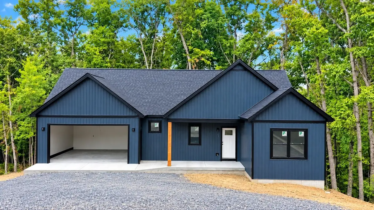 208 Creek Valley Dr, Basye, VA 22810 - #1
