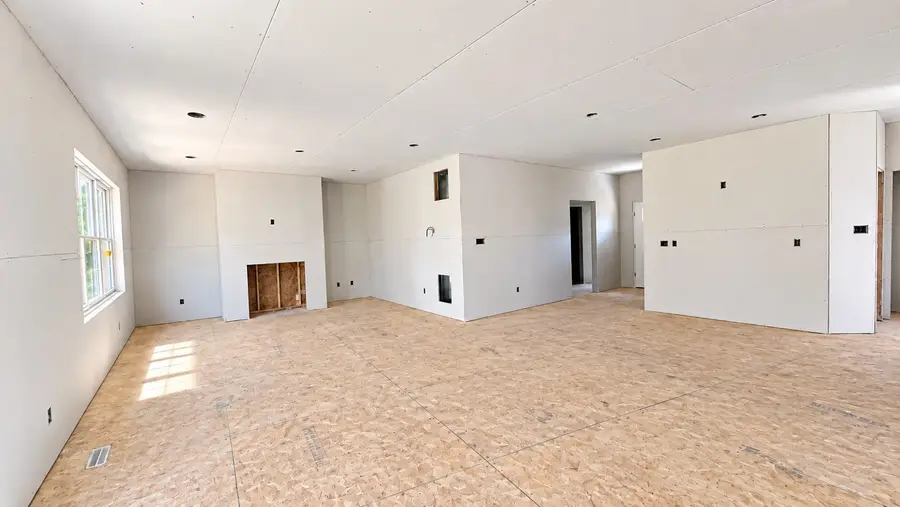 208 Creek Valley Dr, Basye, VA 22810 - #3