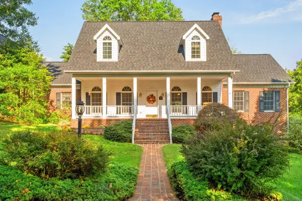 257 Divot Dr, Harrisonburg, VA 22802