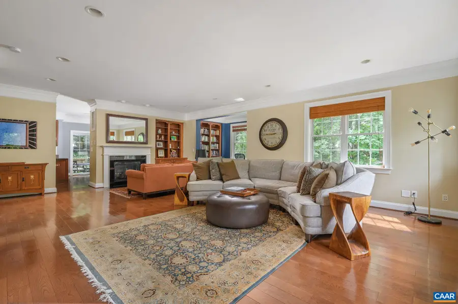 731 Cairn Heights Ct, Charlottesville, VA 22903 - #3