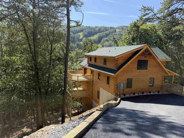 769 Rainier Rd, Mcgaheysville, VA 22840