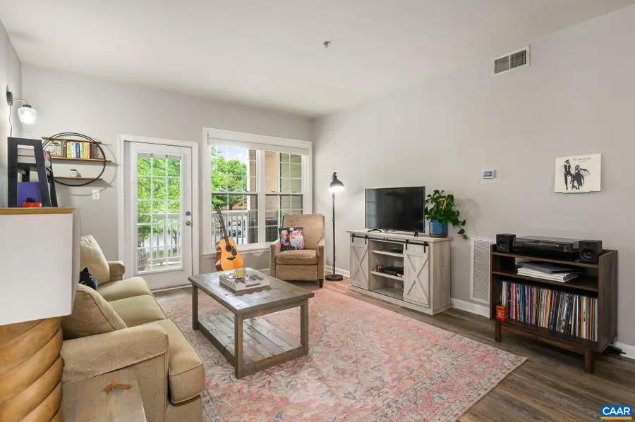 270 Riverbend Dr, Charlottesville, VA 22911 - #3
