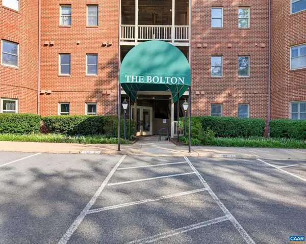 1325 Branchlands Blvd, Charlottesville, VA 22901