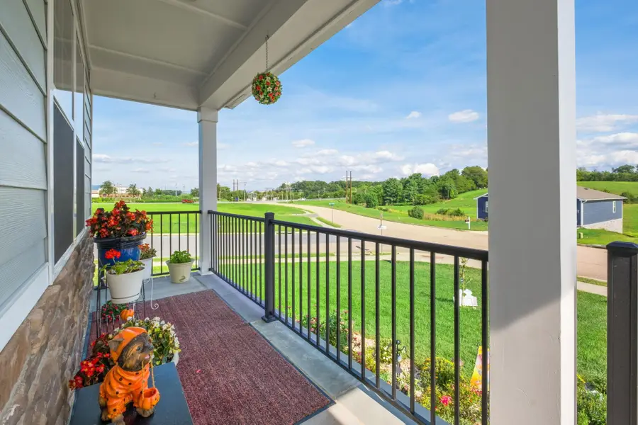 41 Autumn Bluff Dr, Weyers Cave, VA 24486 - #2