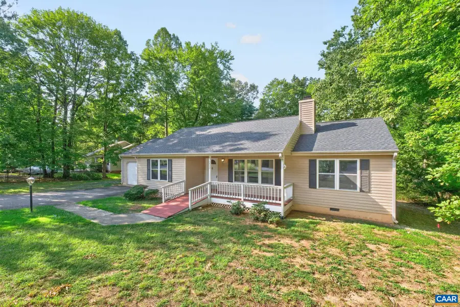 419 Jefferson Dr, Palmyra, VA 22963 - #2