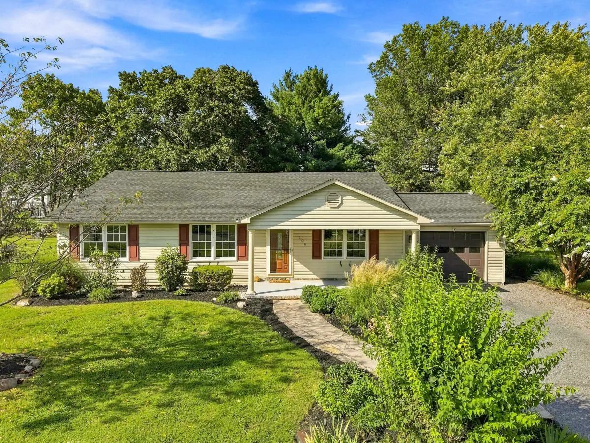106 Copper St, Edinburg, VA 22824 - #1